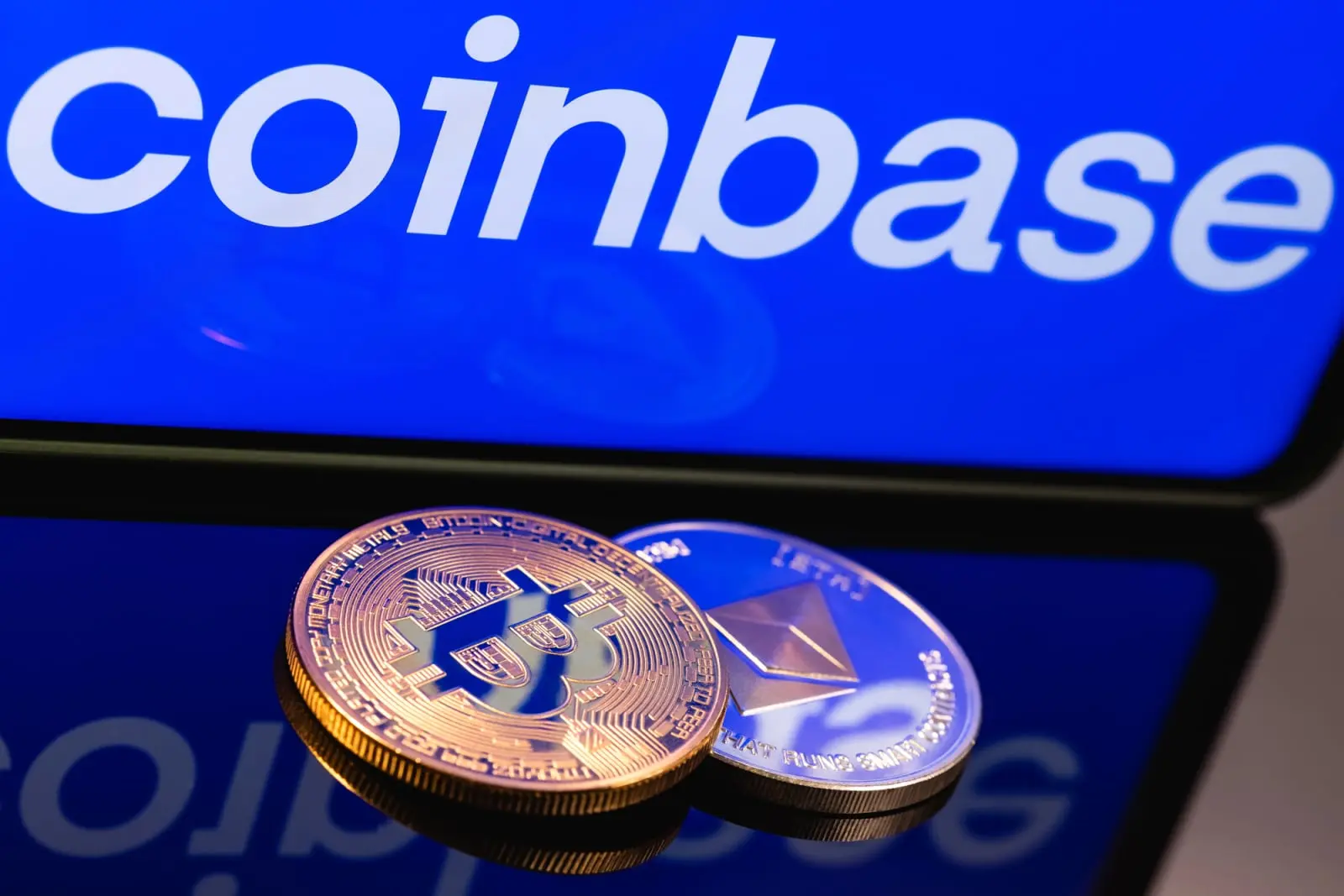 Coinbase CEO Predicts AI Agents Economy to Be Larger Than Human One