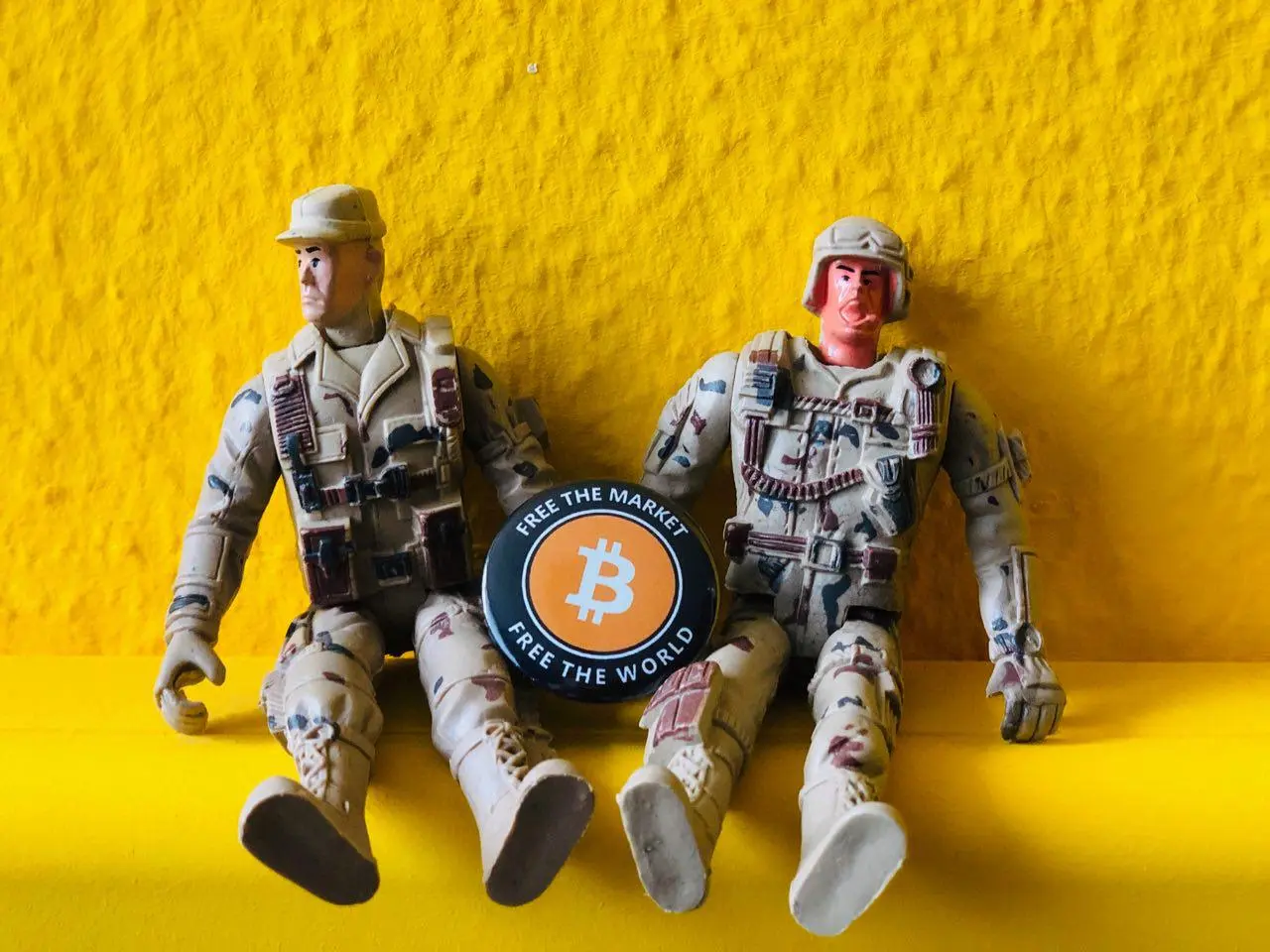 Bitcoin Cash ABC vs. Bitcoin Cash SV – Examining the Bitcoin Cash Hash War
